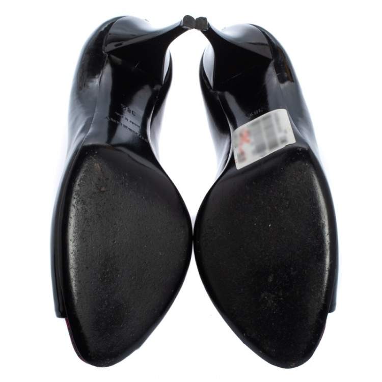 Pre Owned Burberry Black Patent Leather Embellished Pumps Size 38.5