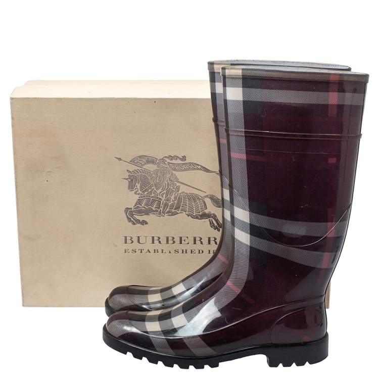 Pre Owned Burberry Burgundy Novacheck Rubber Rain Boots Size 41