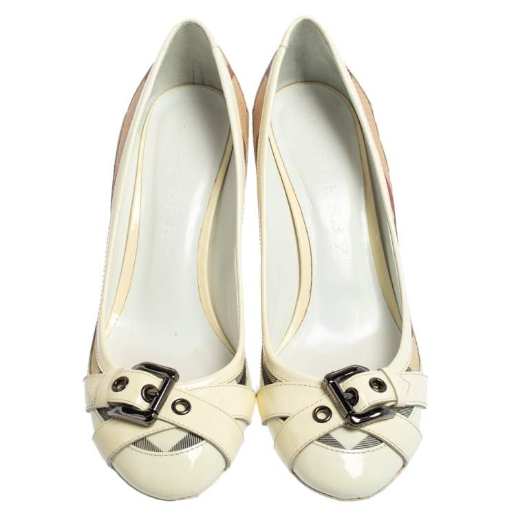 Pre Owned Burberry White Patent Leather And Nova Check Canvas Buckle Detail Pumps Size 39
