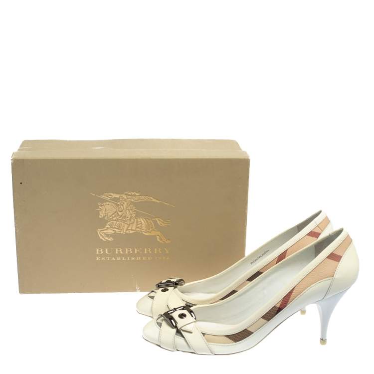 Pre Owned Burberry White Patent Leather And Nova Check Canvas Buckle Detail Pumps Size 39
