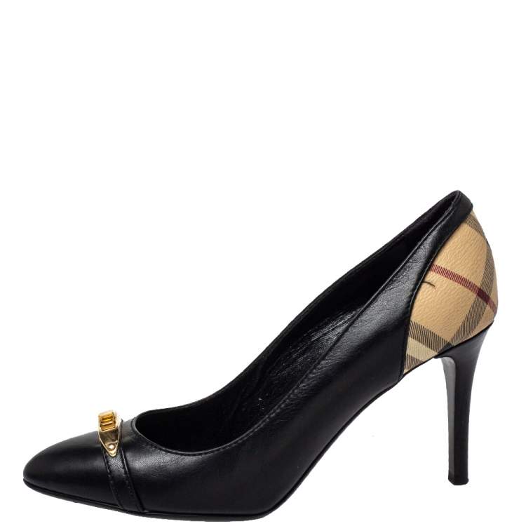 Pre Owned Burberry Black Leather Buckle Detail Pumps Size 37