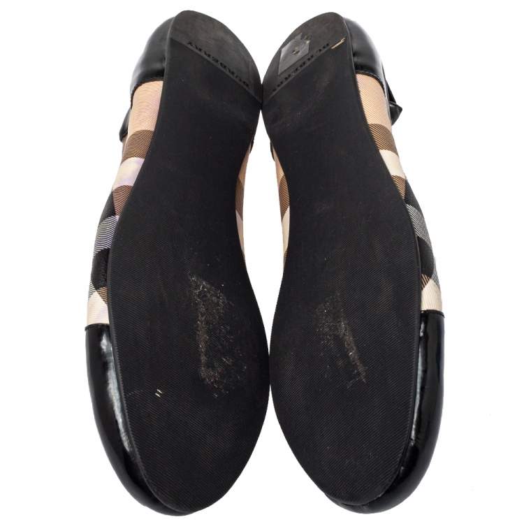 Pre Owned Burberry Black Patent Leather And Nova Check Coated Canvas Scrunch Ballet Flats Size 42