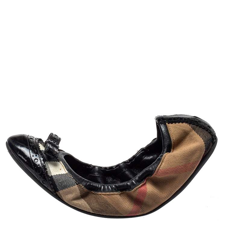 Pre Owned Burberry Beige/Black Nova Check Canvas And Leather Scrunch Ballet Size 38