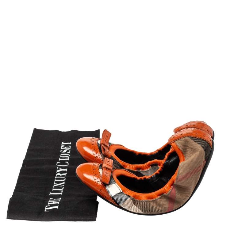 Pre Owned Burberry Beige/Orange Canvas And Leather Scrunch Ballet Flats Size 38.5