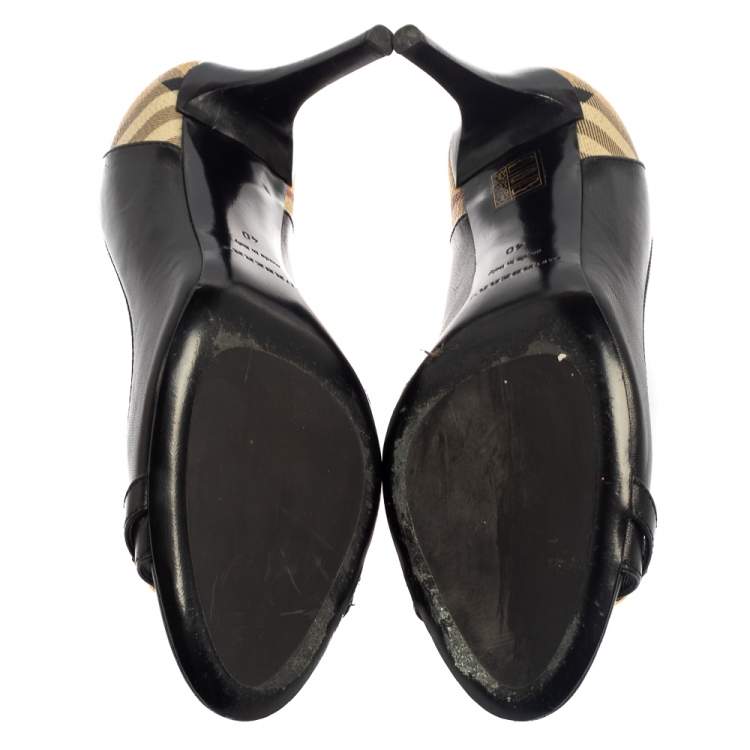 Pre Owned Burberry Black/Beige Nova Check Canvas And Leather Peep Toe Pumps Size 40