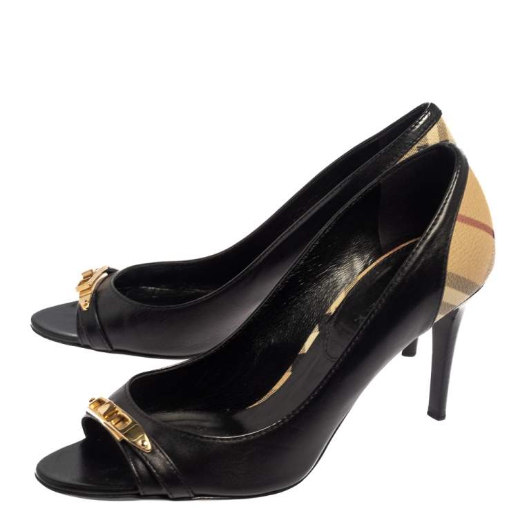 Pre Owned Burberry Black/Beige Nova Check Canvas And Leather Peep Toe Pumps Size 40