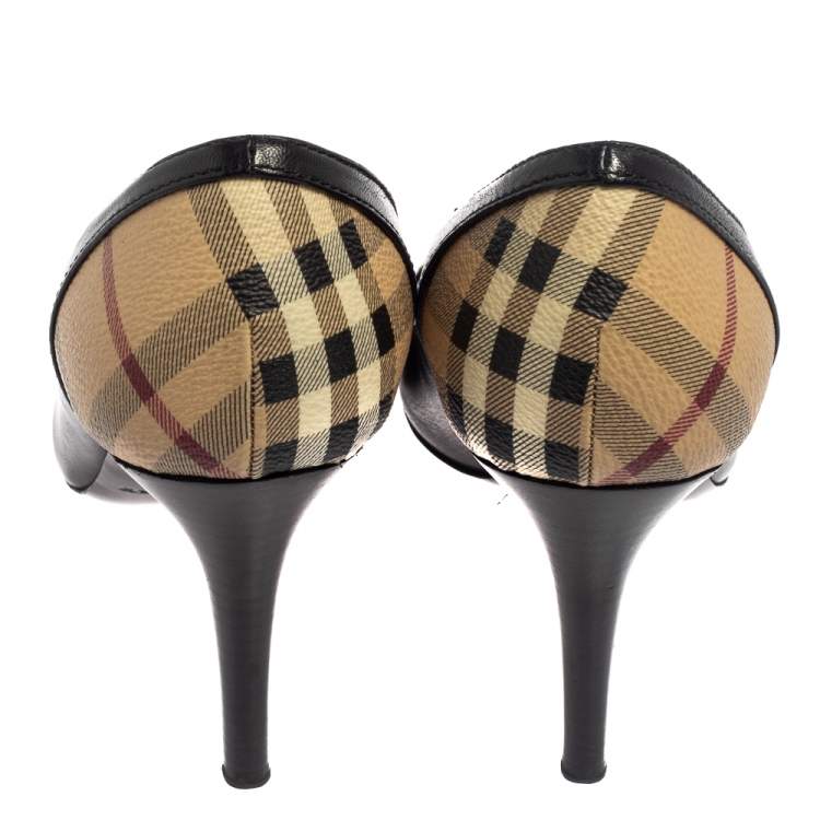 Pre Owned Burberry Black/Beige Nova Check Canvas And Leather Peep Toe Pumps Size 40