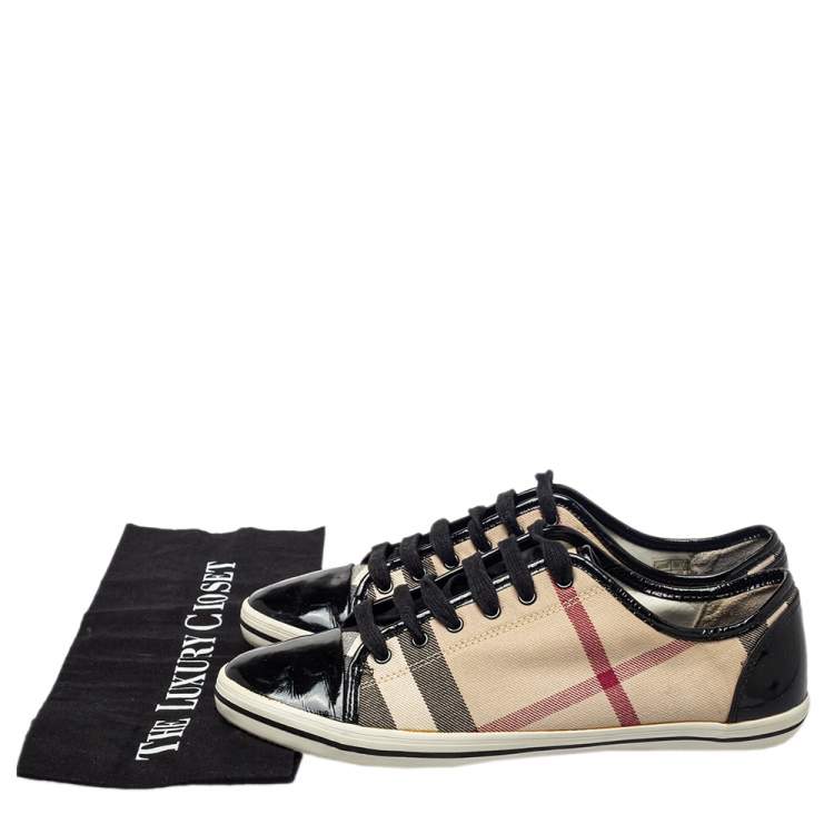 Pre Owned Burberry Beige/Black Novacheck Canvas And Patent Leather Cap Toe Low Top Sneakers Size 40