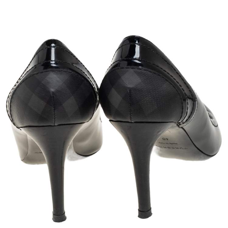 Pre Owned Burberry Black Patent Leather and Coated Canvas Pumps Size 40