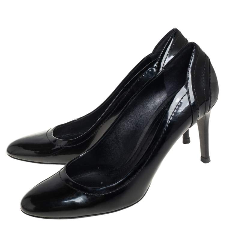 Pre Owned Burberry Black Patent Leather and Coated Canvas Pumps Size 40