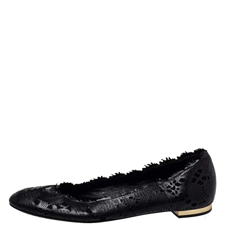 Pre Owned Burberry Black Leather Ballet Flats Size 39