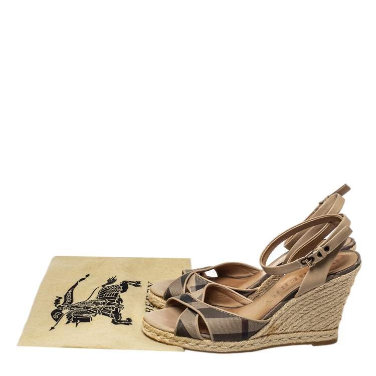 Pre Owned Burberry Beige/Black Coated Canvas And Leather Ankle Strap Espadrille Wedges Sandals Size 40