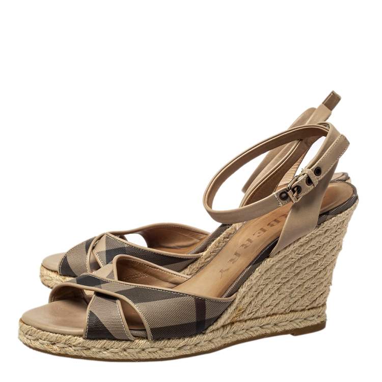 Pre Owned Burberry Beige/Black Coated Canvas And Leather Ankle Strap Espadrille Wedges Sandals Size 40
