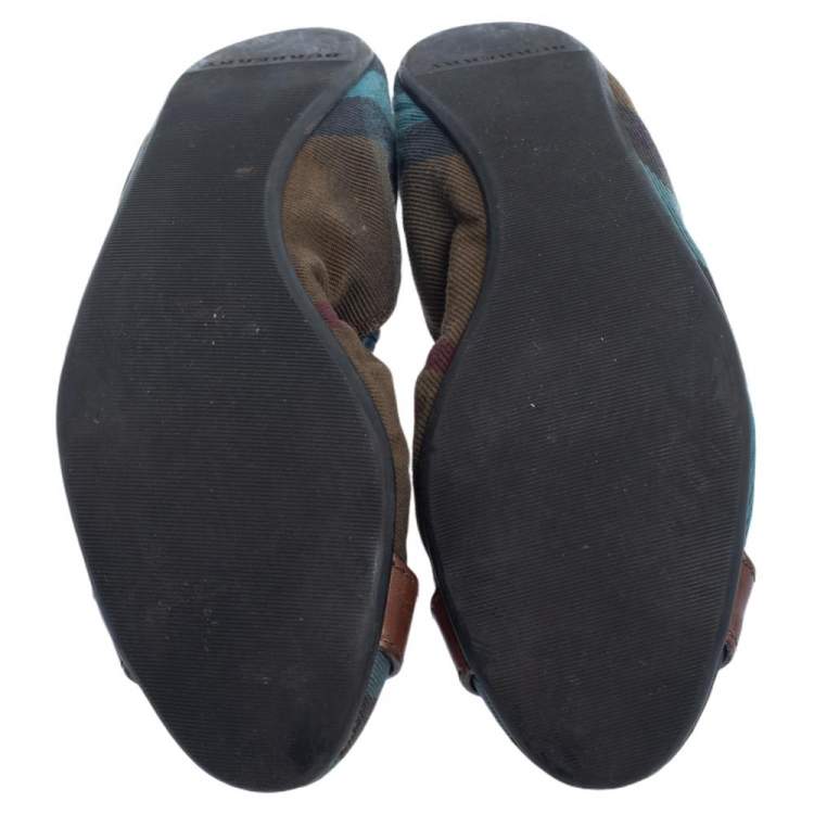 Pre Owned Burberry Blue/Brown Mega Check Canvas and Leather Buckle Scrunch Ballet Flats Size 38