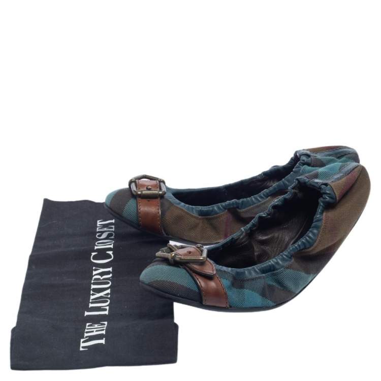 Pre Owned Burberry Blue/Brown Mega Check Canvas and Leather Buckle Scrunch Ballet Flats Size 38
