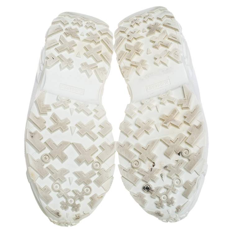 مملوكة مسبقًا Burberry White Net  And Rubber Arthur Low Top Sneakers Size 38.5
