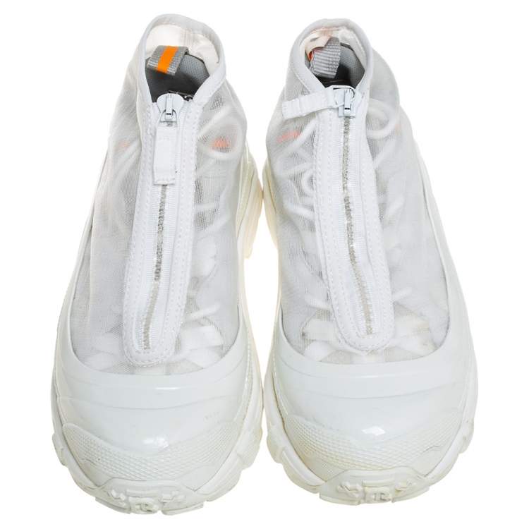 مملوكة مسبقًا Burberry White Net  And Rubber Arthur Low Top Sneakers Size 38.5