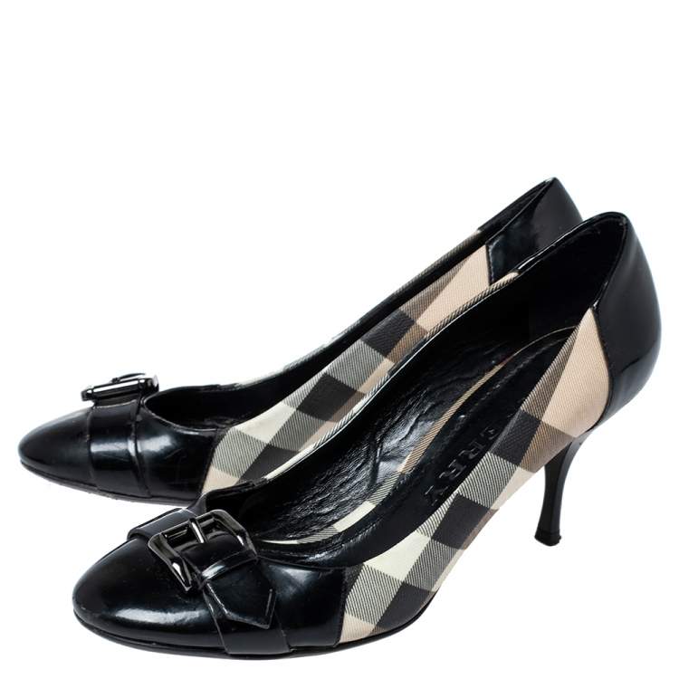 Pre Owned Burberry Black Nova Check Coated Canvas and Patent Leather Buckle Round Toe Pumps Size 38
