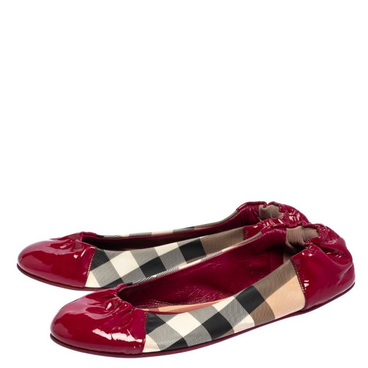 Pre Owned Burberry Pink Patent Leather and Nova Check Coated Canvas Scrunch Flats Size 38