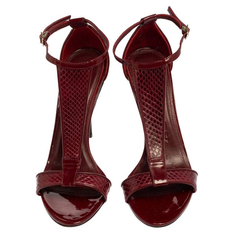 Pre Owned Burberry Burgundy Snakeskin And Patent Leather T-strap Sandals Size 37