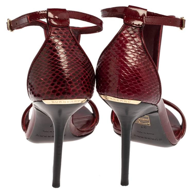 Pre Owned Burberry Burgundy Snakeskin And Patent Leather T-strap Sandals Size 37