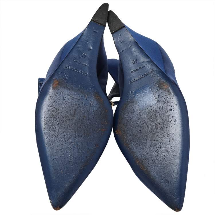 مملوكة مسبقًا Burberry Blue Satin Pointed Toe Ankle Strap Wedge Sandals Size 40