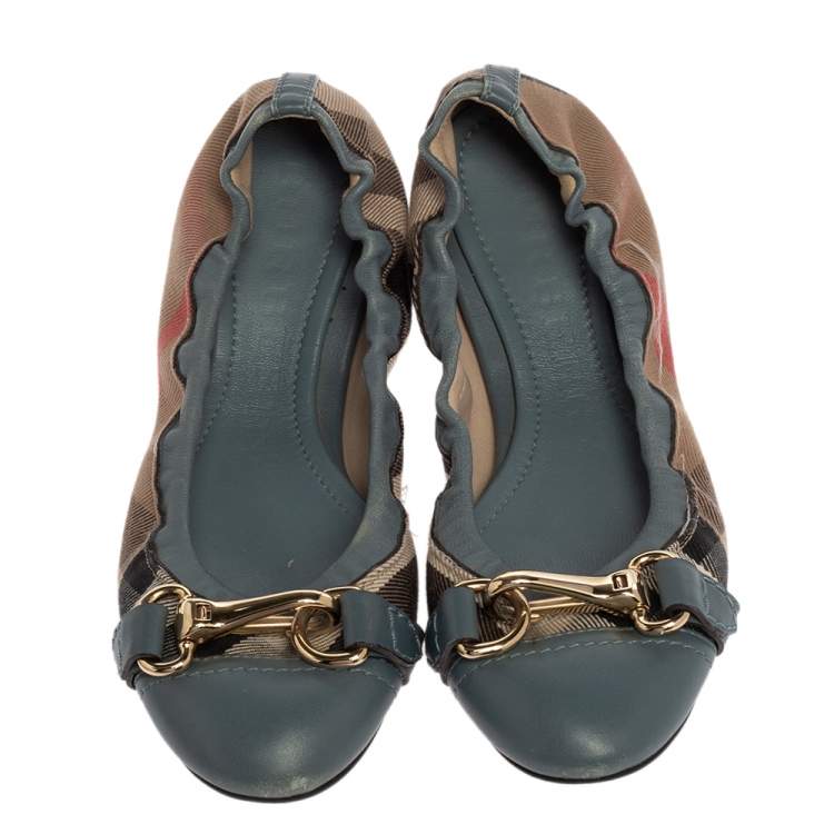 Pre Owned Burberry Blue House Check Canvas and Leather Shipley Scrunch Ballet Flats Size 35