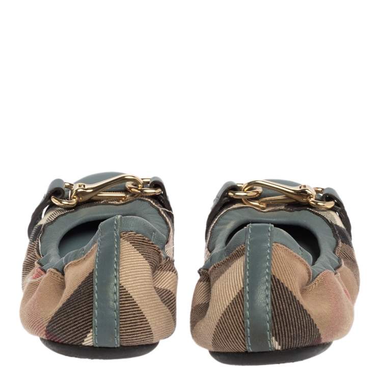 Pre Owned Burberry Blue House Check Canvas and Leather Shipley Scrunch Ballet Flats Size 35
