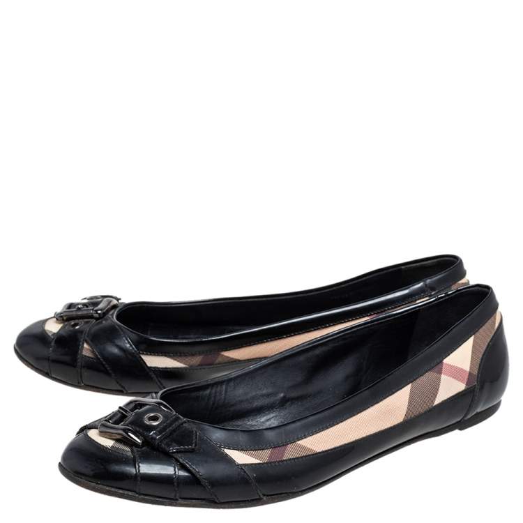 Pre Owned Burberry Black and Nova Chek Coated Canvas and Patent Leather Flats Size 40