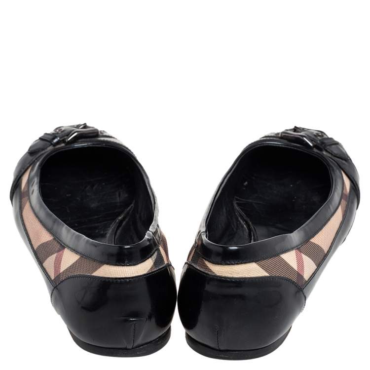 Pre Owned Burberry Black and Nova Chek Coated Canvas and Patent Leather Flats Size 40