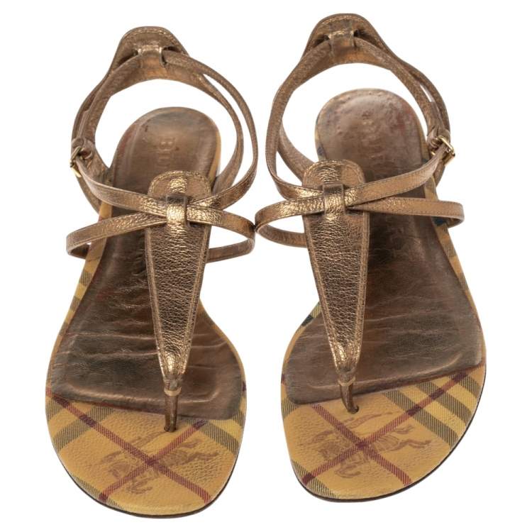 Pre Owned Burberry Gold Leather and Haymarket Check Coated Canvas Thong Flats Size 40