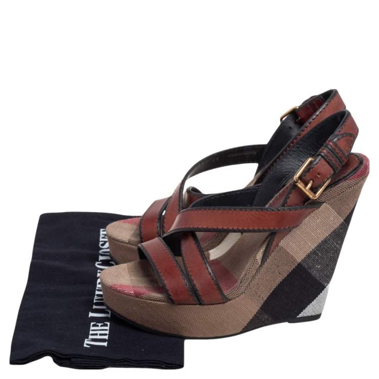 Pre Owned Burberry Brown Leather and Nova Check Canvas Warlow Platform Wedge Sandals Size 39