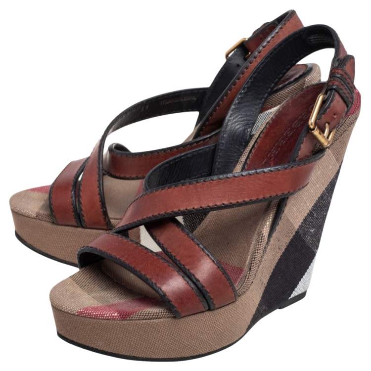 Pre Owned Burberry Brown Leather and Nova Check Canvas Warlow Platform Wedge Sandals Size 39
