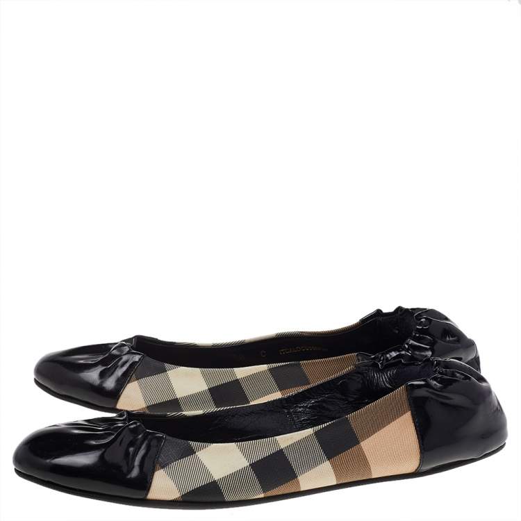 Pre Owned Burberry Beige/Black Coated Canvas And Leather Ballet Flats Size 38
