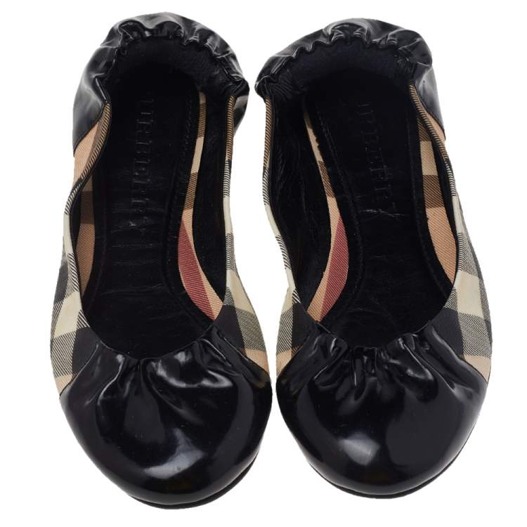 Pre Owned Burberry Beige/Black Coated Canvas And Leather Ballet Flats Size 38