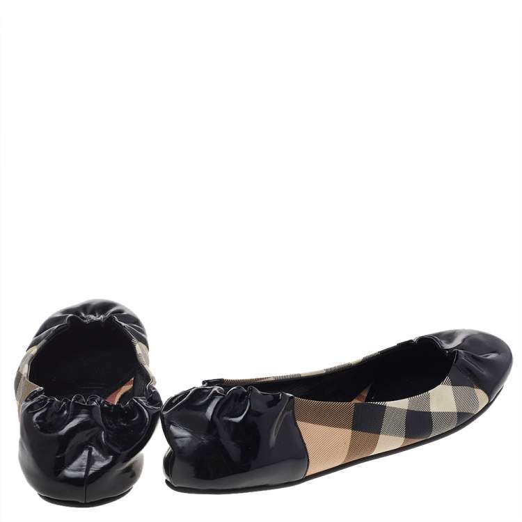 Pre Owned Burberry Beige/Black Coated Canvas And Leather Ballet Flats Size 38
