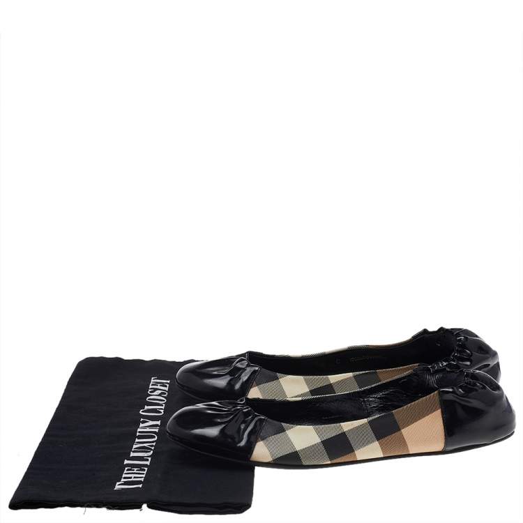 Pre Owned Burberry Beige/Black Coated Canvas And Leather Ballet Flats Size 38