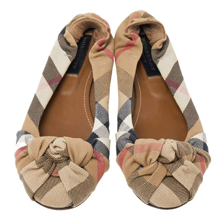 Pre Owned Burberry Beige Nova Check Canvas Knot Detail Ballet Flats Size 37