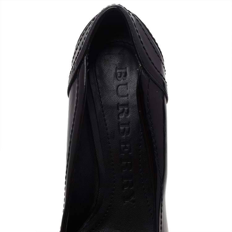 Pre Owned Burberry Black Patent Leather And Coated Canvas Pumps Size 37