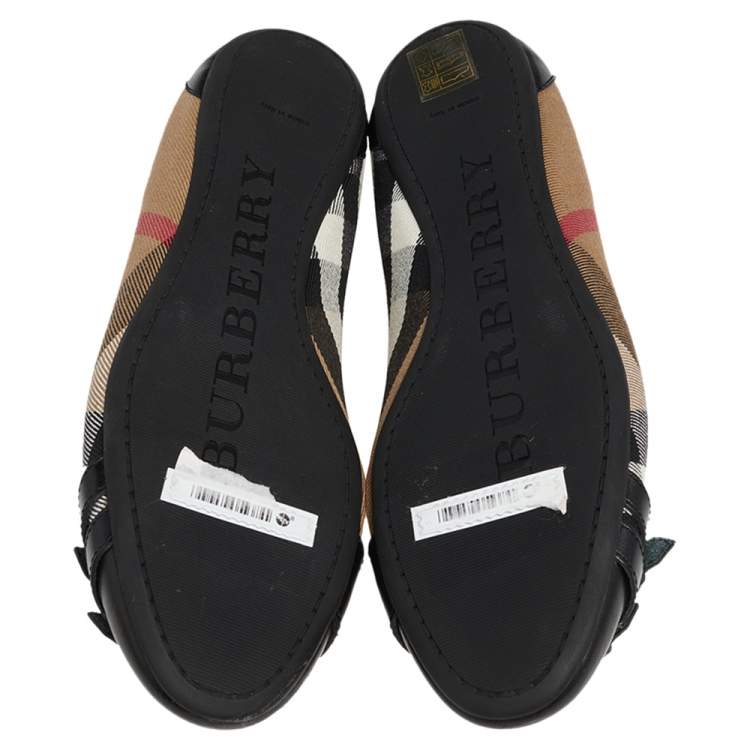 Pre Owned Burberry Black/Beige Leather And Nova Check Canvas Buckle Detail Ballet Flats Size 39