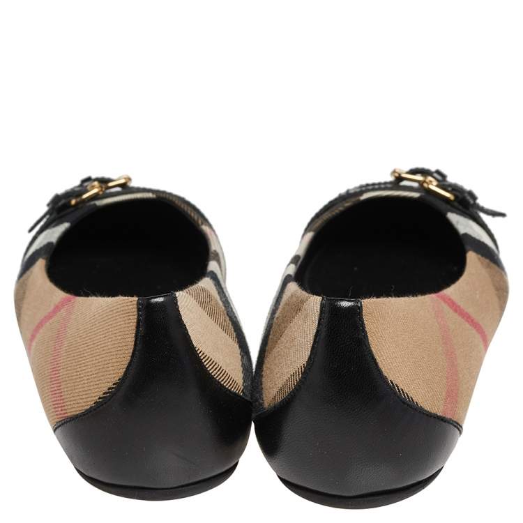 Pre Owned Burberry Black/Beige Leather And Nova Check Canvas Buckle Detail Ballet Flats Size 39
