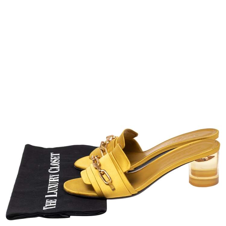 Pre Owned Burberry Mustard Yellow Satin Chain Link Accent Slide Sandals Size 38.5