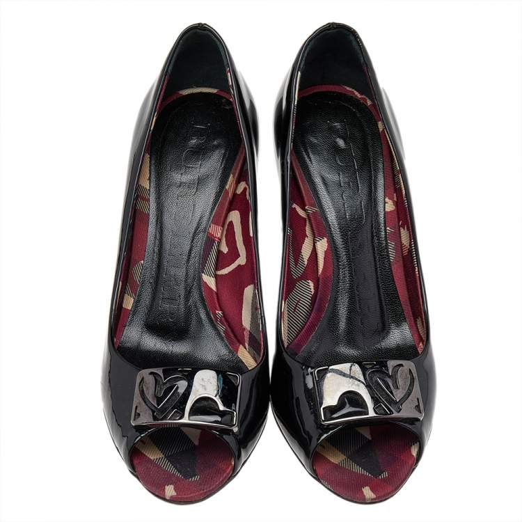 Pre Owned Burberry Black Patent Leather Pumps Size 36