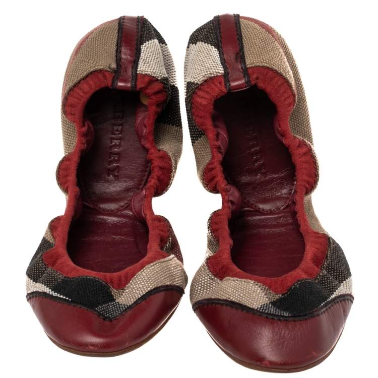 Pre Owned Burberry Red Leather And Nova Check Canvas Scrunch Ballet Flats Size 39