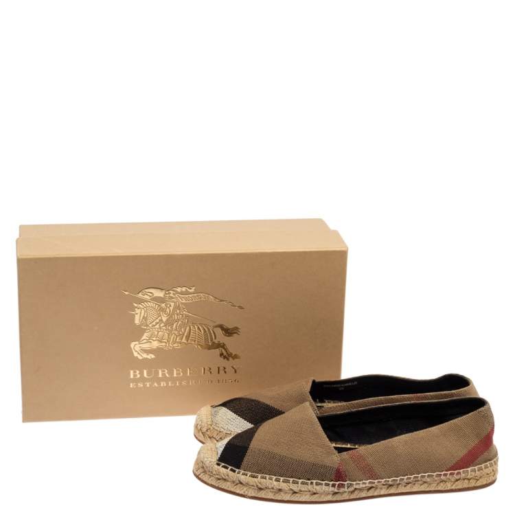 Pre Owned Burberry Beige Hodgeson Check Canvas Slip On Espadrilles Size 39