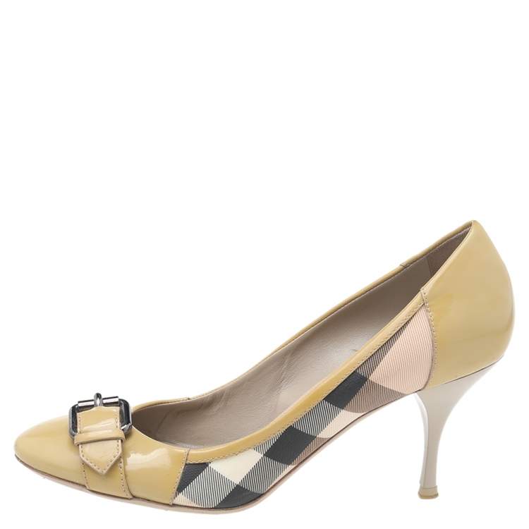 burberry nova check pumps