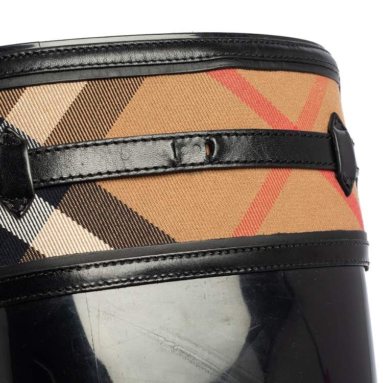Pre Owned Burberry Black Rubber and Nova Check Canvas Rain Boots Size 40