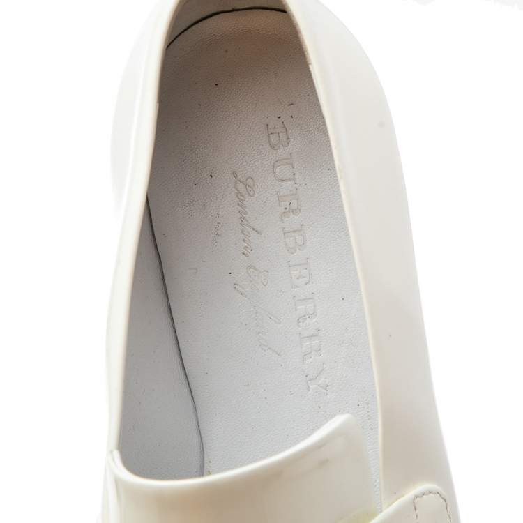 Pre Owned Burberry White Patent Leather Chillcot Slip On Loafers Size 36