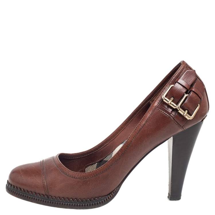 Pre Owned Burberry Brown Leather Buckle Block Heel Pumps Size 37.5