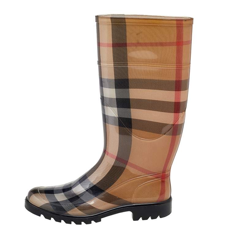 Burberry rain boots  Burberry rain boots, Rainy day fashion, Rain